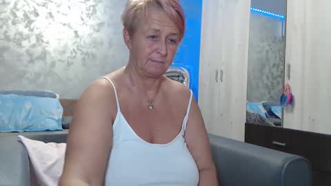 Lovepinklilly online show from January 2025 09:39:02 PM