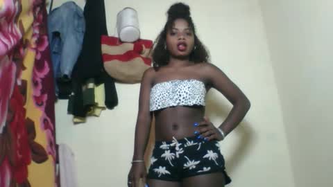 Snapshot of roseyaa chatting on September 2025 02:38:02 PM Roseyaa online show from September 2025 02:38:02 PM