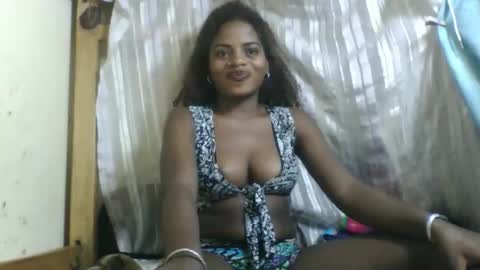 Snapshot of roseyaa chatting on September 2025 06:41:02 PM Roseyaa online show from September 2025 06:41:02 PM