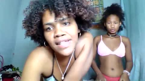 rosia22 online show from September 2025 01:23:02 PM