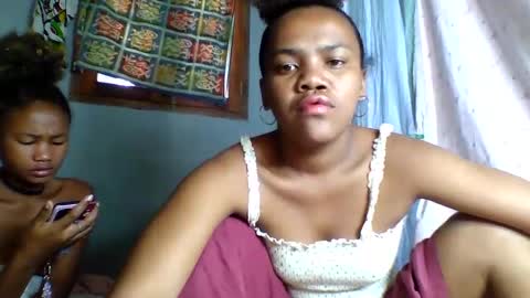 rosia22 online show from September 2025 12:10:02 PM