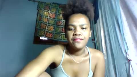 rosia22 online show from September 2025 10:42:01 AM