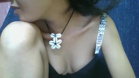 rosia685234 online show from March 2025 01:38:02 PM