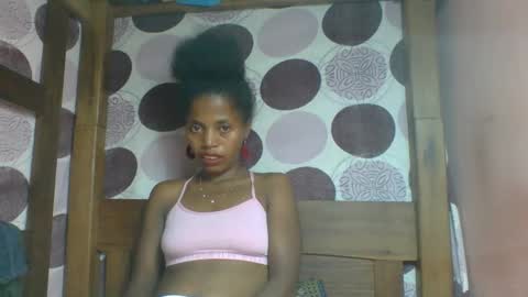 Snapshot of rosiahot1 chatting on February 2025 04:44:01 AM rosia online show from February 2025 04:44:01 AM