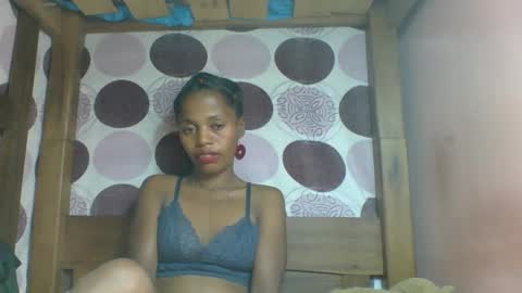 Snapshot of rosiahot1 chatting on February 2025 05:19:02 AM rosia online show from February 2025 05:19:02 AM