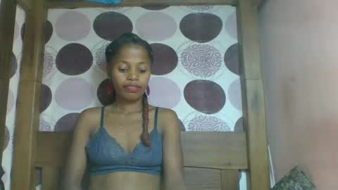 Snapshot of rosiahot1 chatting on February 2025 09:03:01 AM rosia online show from February 2025 09:03:01 AM
