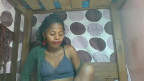 Snapshot of rosiahot1 chatting on February 2025 04:58:01 AM rosia online show from February 2025 04:58:01 AM