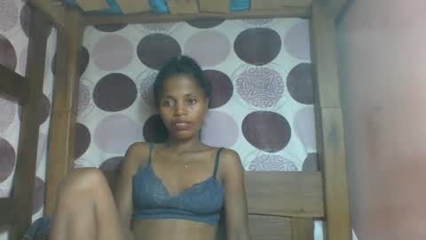 Snapshot of rosiahot1 chatting on February 2025 05:04:01 AM rosia online show from February 2025 05:04:01 AM
