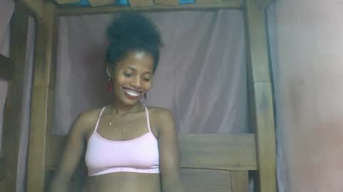 Snapshot of rosiahot1 chatting on February 2025 05:37:01 PM rosia online show from February 2025 05:37:01 PM