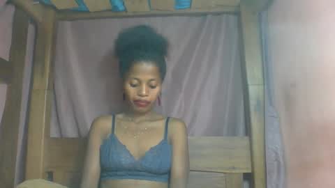 Snapshot of rosiahot1 chatting on February 2025 07:43:01 AM rosia online show from February 2025 07:43:01 AM