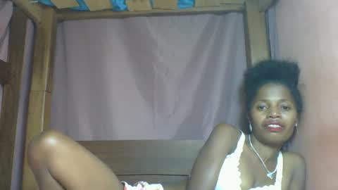 Snapshot of rosiahot1 chatting on February 2025 08:14:02 PM rosia online show from February 2025 08:14:02 PM