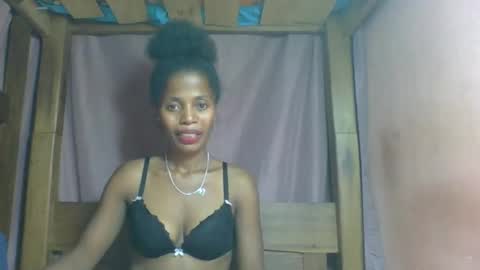 Snapshot of rosiahot1 chatting on February 2025 05:13:02 PM rosia online show from February 2025 05:13:02 PM