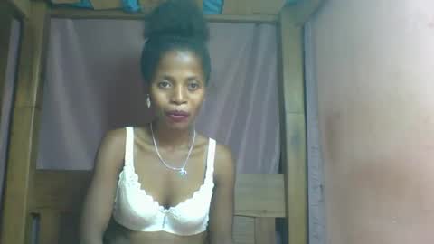 Snapshot of rosiahot1 chatting on February 2025 11:00:02 AM rosia online show from February 2025 11:00:02 AM