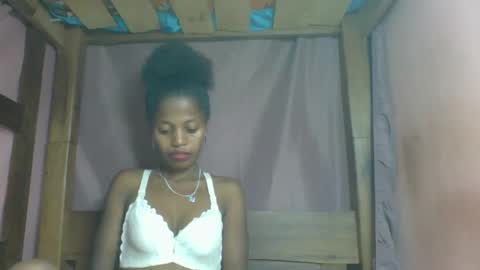 Snapshot of rosiahot1 chatting on February 2025 05:52:01 AM rosia online show from February 2025 05:52:01 AM