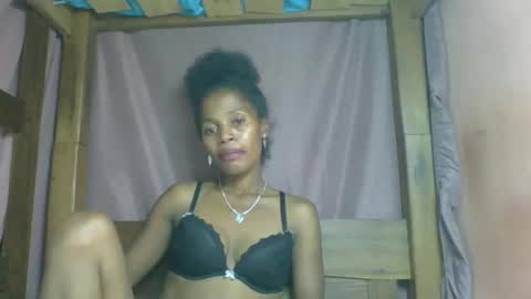 Snapshot of rosiahot1 chatting on February 2025 10:53:02 PM rosia online show from February 2025 10:53:02 PM