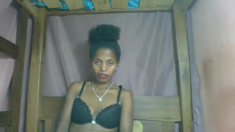 Snapshot of rosiahot1 chatting on February 2025 09:04:02 AM rosia online show from February 2025 09:04:02 AM