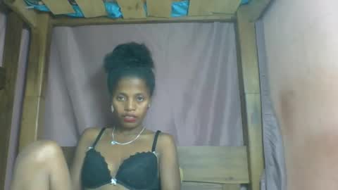 Snapshot of rosiahot1 chatting on February 2025 01:03:01 PM rosia online show from February 2025 01:03:01 PM