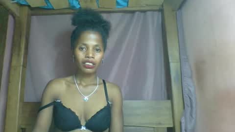 Snapshot of rosiahot1 chatting on February 2025 10:17:02 PM rosia online show from February 2025 10:17:02 PM
