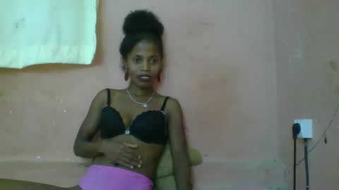 Snapshot of rosiahot1 chatting on March 2025 06:01:02 PM rosia online show from March 2025 06:01:02 PM