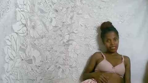 Snapshot of rosiahot1 chatting on September 2025 11:33:01 AM rosia online show from September 2025 11:33:01 AM