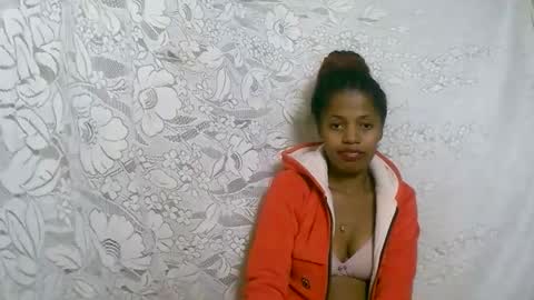 rosia online show from October 2025 07:13:01 PM