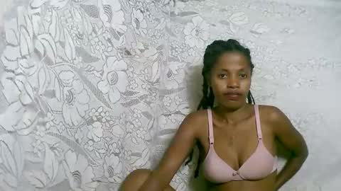 rosia online show from November 2025 02:50:02 AM