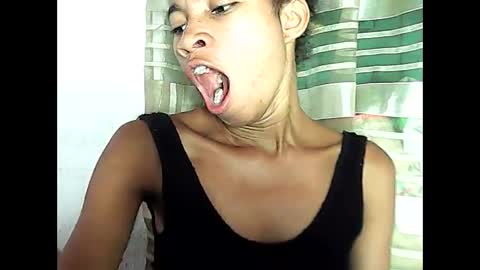 rosie6601 online show from April 2026 07:22:02 PM