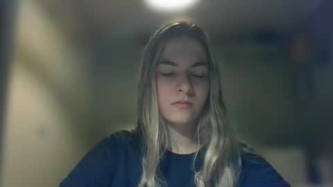 Snapshot of rosie_june chatting on December 2024 08:03:02 AM Rosie online show from December 2024 08:03:02 AM