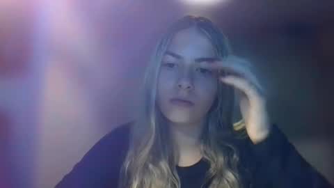 Snapshot of rosie_june chatting on February 2025 11:05:02 AM Rosie online show from February 2025 11:05:02 AM