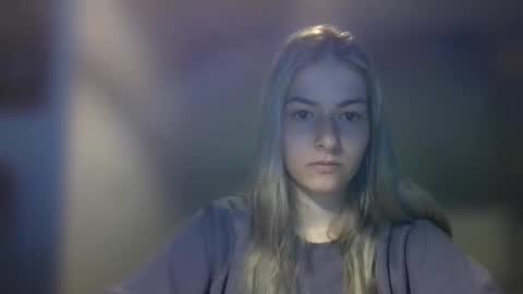 Snapshot of rosie_june chatting on February 2025 11:06:02 AM Rosie online show from February 2025 11:06:02 AM