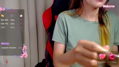 Snapshot of rosmar_18 chatting on May 2026 06:21:02 AM Rosmar online show from May 2026 06:21:02 AM