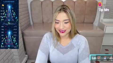 rosse jeane v online show from December 2025 01:16:01 PM