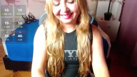 Snapshot of rosse_meyer chatting on September 2025 06:40:01 PM MY NAME IS ROSSE online show from September 2025 06:40:01 PM