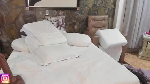 Rosse online show from November 2025 08:52:01 PM