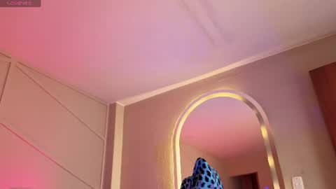rossiie_hunt_ online show from June 2026 12:26:02 PM