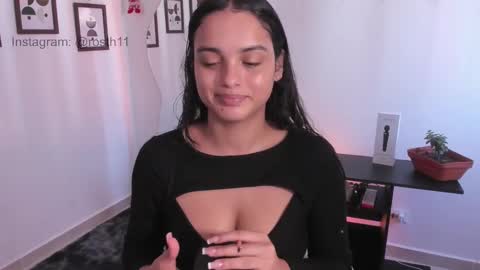 Snapshot of rossth11 chatting on December 2024 07:21:01 PM Im Ross online show from December 2024 07:21:01 PM