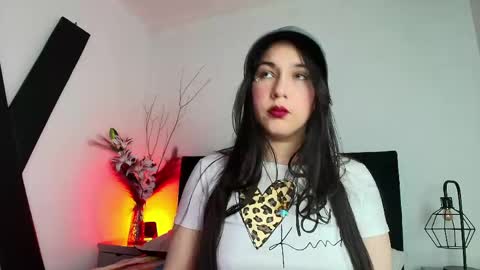 rossy_marks online show from May 2026 01:32:02 PM