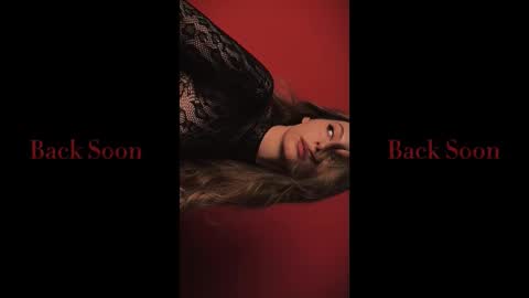 rosy_black_ online show from November 2025 04:31:02 PM