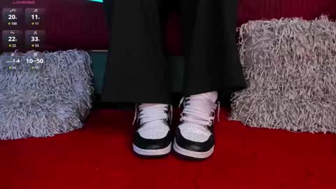 rosyejones online show from October 2025 02:31:01 AM