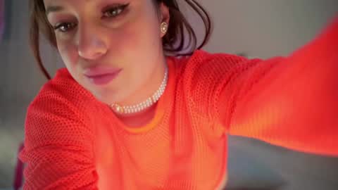 Snapshot of rosyemily chatting on February 2025 08:30:01 PM Hi Im Maria Check my Bio online show from February 2025 08:30:01 PM