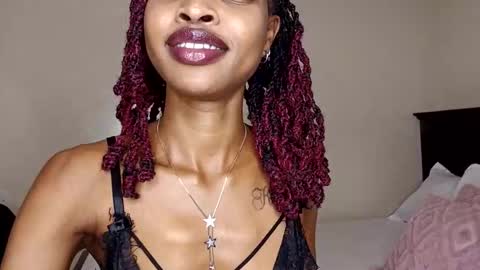 roundbootie online show from May 2026 11:28:01 AM
