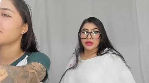 Snapshot of rous_and_sweet chatting on October 2025 04:57:02 AM Rous and Sweet online show from October 2025 04:57:02 AM