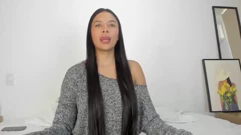 Snapshot of rouse_46 chatting on October 2025 05:46:02 PM Rouse online show from October 2025 05:46:02 PM