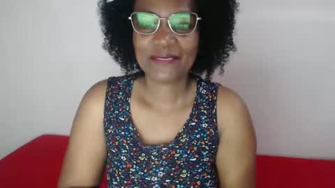 luxa online show from December 2024 12:55:02 PM