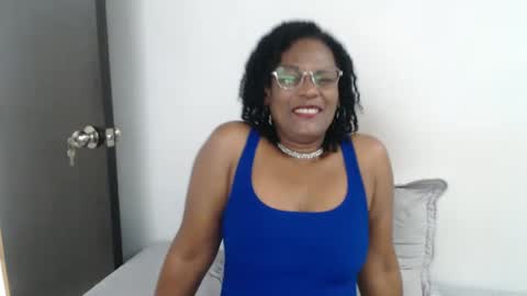 luxa online show from March 2025 01:31:02 PM