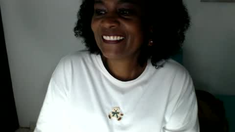 Snapshot of roushlove chatting on July 2026 12:33:01 PM luxa online show from July 2026 12:33:01 PM