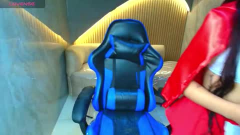 Roux  online show from February 2026 08:25:02 PM