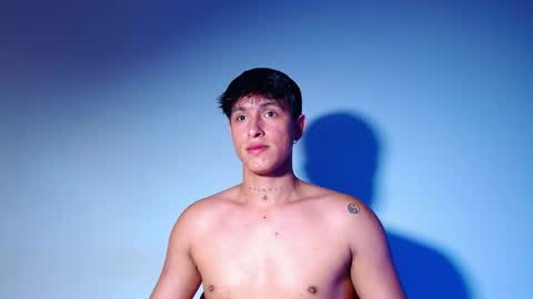 rowanboy23 online show from April 2026 11:20:02 PM