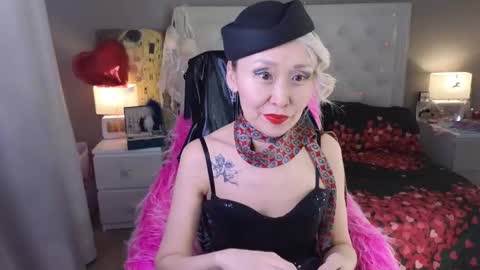 Roxalana online show from March 2026 12:05:02 PM