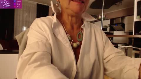 Roxana online show from December 2024 05:33:01 PM